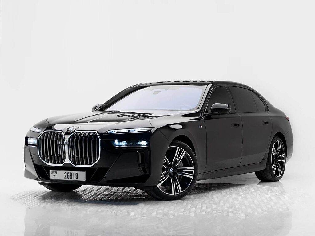 luxury car rental dubai